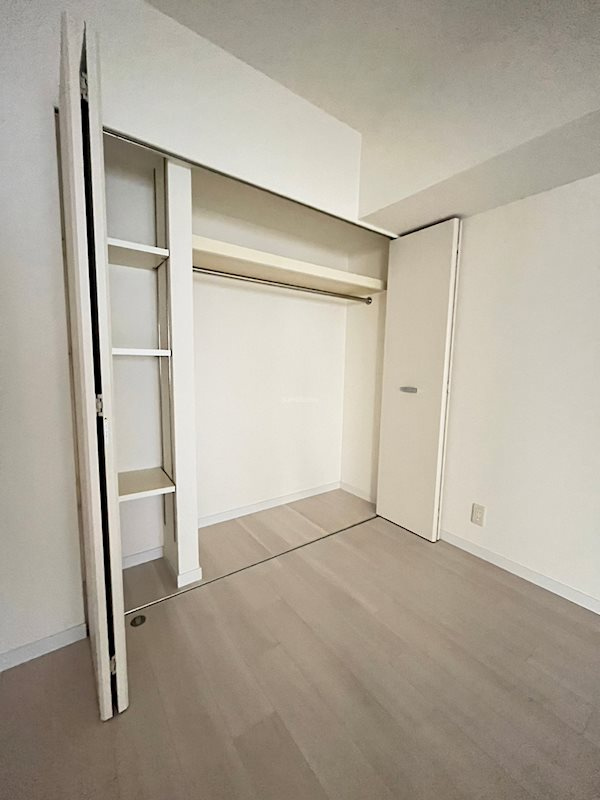 クロスレジデンス大阪新町の収納
