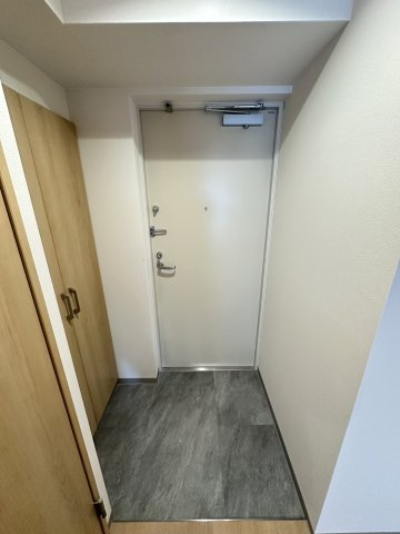 ArtizA瓦屋町Ⅱの玄関
