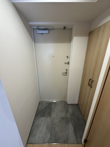ArtizA瓦屋町Ⅱの玄関