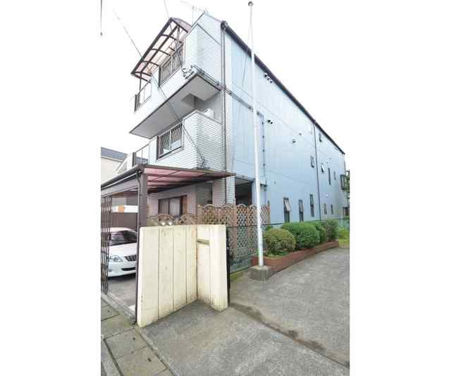 川崎市多摩区登戸新町の賃貸マンションのエントランス