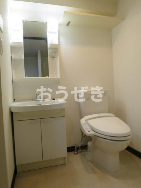ヴェルト浅草の洗面所