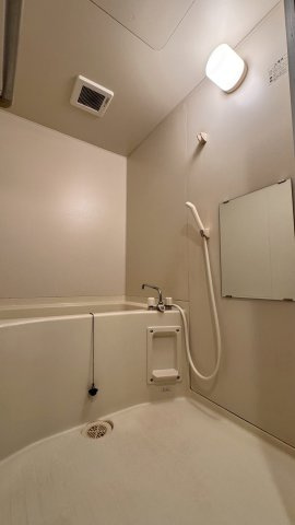 CasaJR箱崎　D棟の浴室