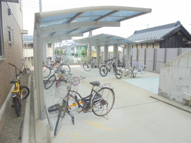 フルール　ポワールのその他共用部分|自転車置き場