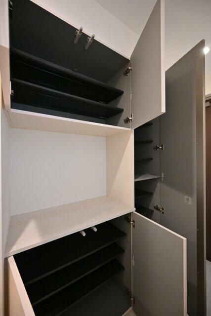 南品川戸建の収納