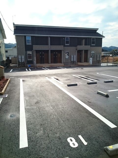 ポコ　ア　ポコ　ⅡＡの駐車場|駐車場