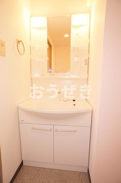 りぶいん永田台の洗面所