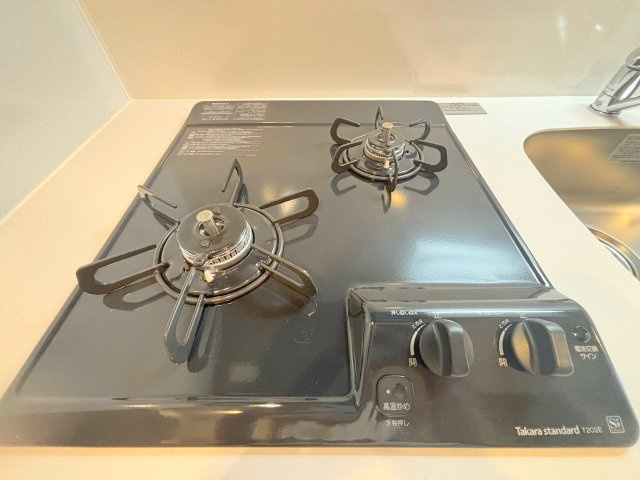 エステムコート新大阪XVIIベイスのキッチン