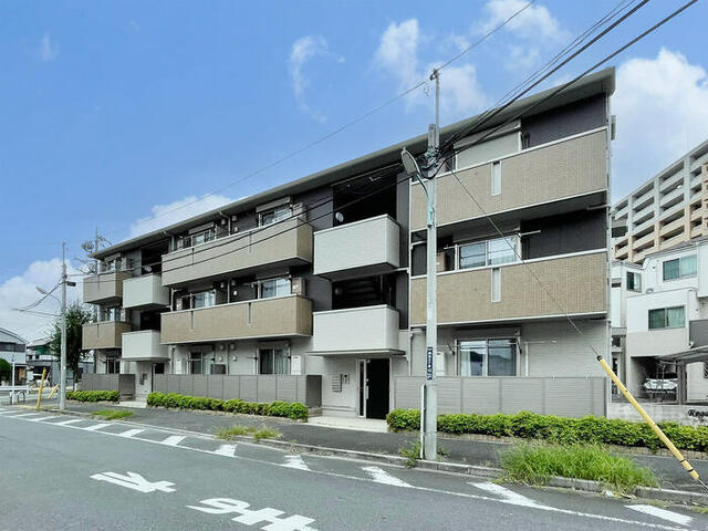 レガリアの外観