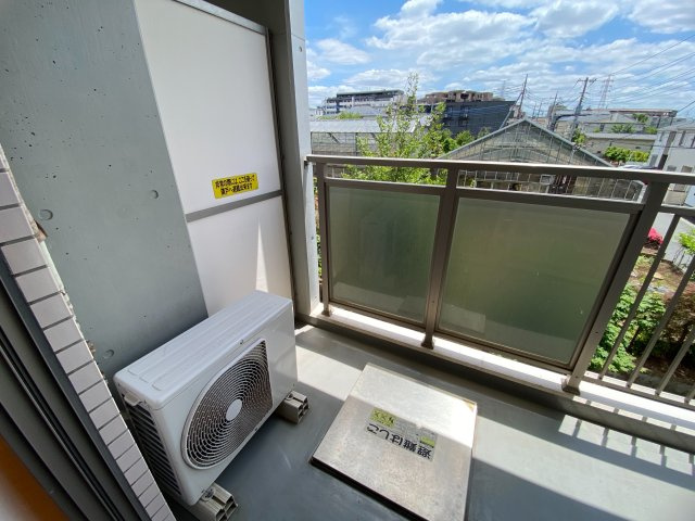 プロミネンスⅤのバルコニー|別部屋イメージ写真