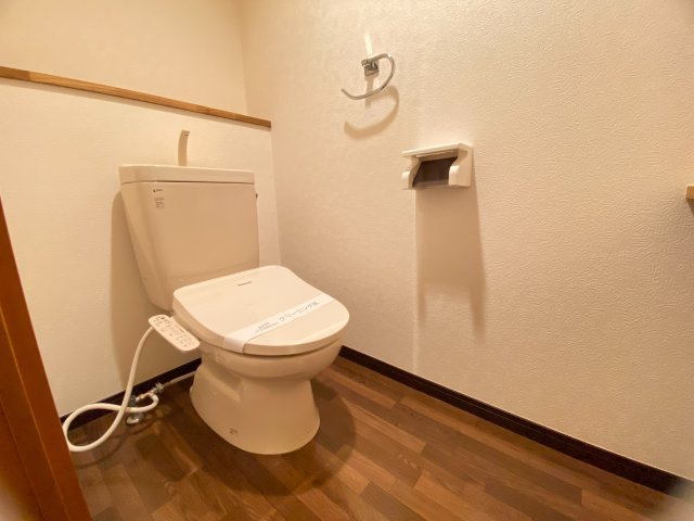 プロミネンスⅤのトイレ|別部屋イメージ写真