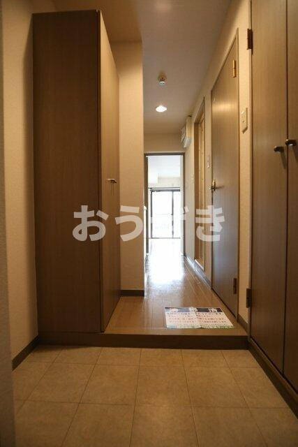 ステージファースト高輪の玄関