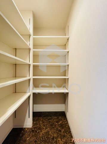 【収納】 | スプランディッド淀屋橋DUE