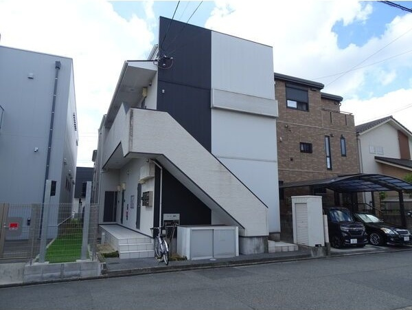ベーネ二瀬町の外観