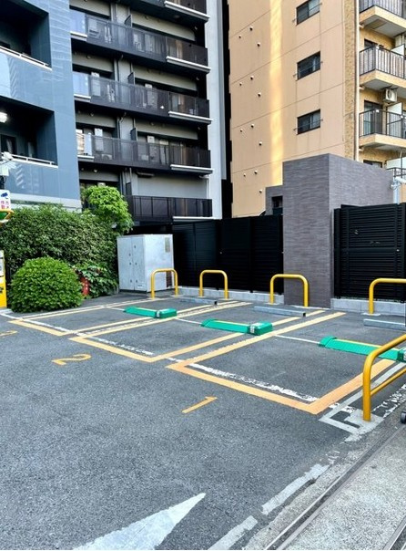 【駐車場】