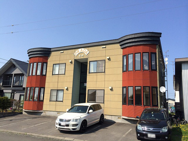 ＰＲＡＤＡ本町
