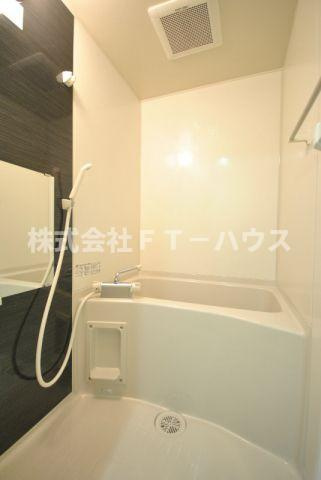 ジュメル京成船橋の浴室
