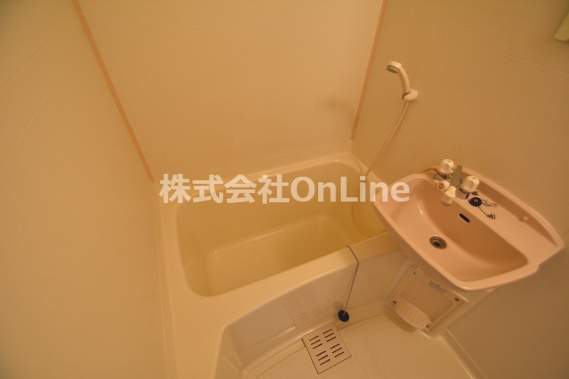 ピア小阪の浴室