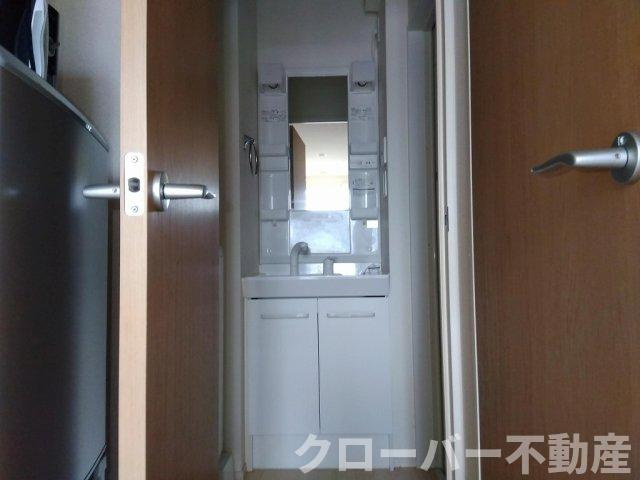 クレイノ茂木２の洗面所