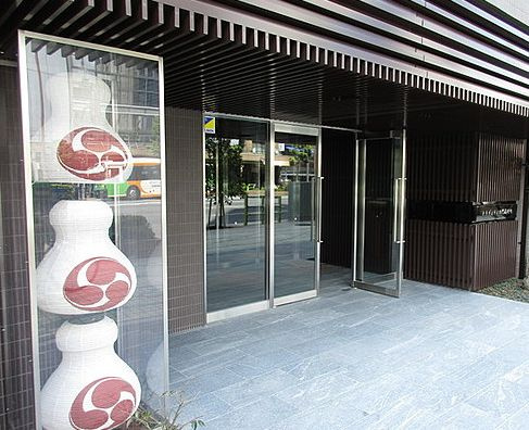 トラディティオ門前仲町のエントランス|毎日通るエントランスはこのようになっています