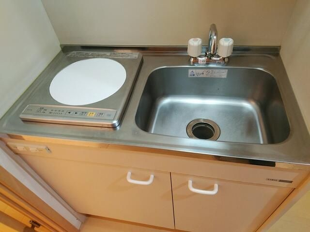 藤沢市湘南台３丁目のアパートのキッチン