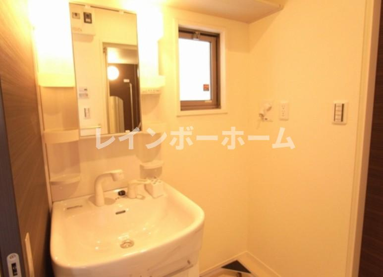 プレシャスの独立洗面台