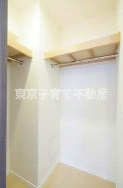 ＰＲＩＭＥ　ＵＲＢＡＮ　東中野　ＣＯＵＲＴの収納