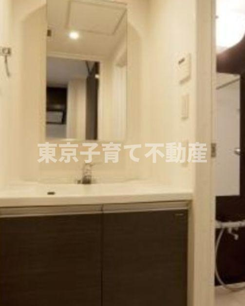 ＰＲＩＭＥ　ＵＲＢＡＮ　東中野　ＣＯＵＲＴの洗面所