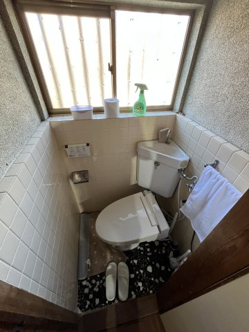 中古住宅　岩崎１丁目のトイレ