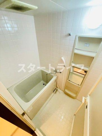 大阪市東淀川区東中島２丁目の賃貸マンションの浴室|参考写真