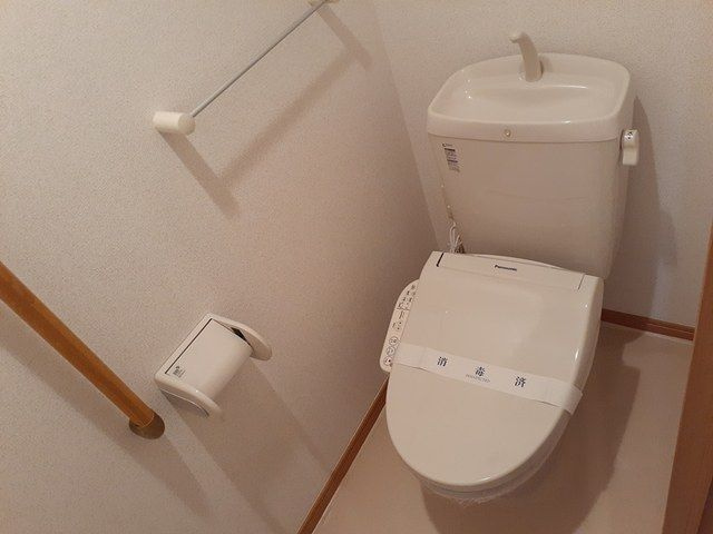 ジェン・ルーのトイレ