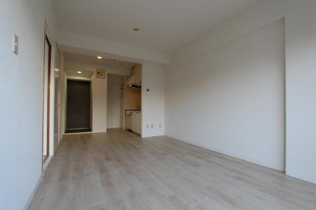 川崎市多摩区生田３丁目の賃貸マンションの居間・リビング