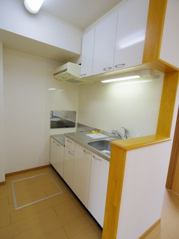 カサブランカ・ガーデン　Ａのキッチン|キッチン