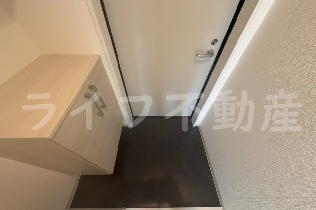 D porta eosの玄関
