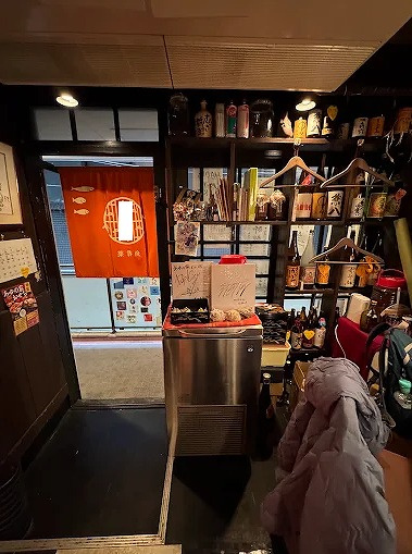大阪市中央区東心斎橋１丁目の店舗一部の内装