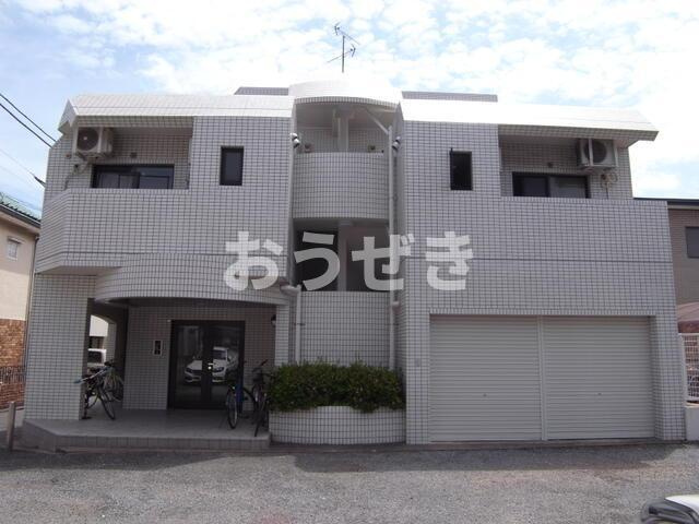 上馬ホームズの外観