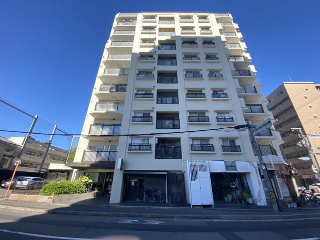 今出川ビューハイツの外観