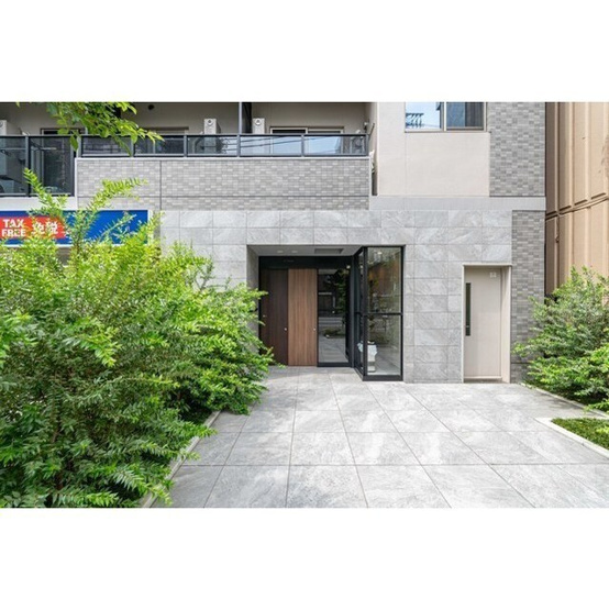 【エントランス】 | Augusta　Residence新中野