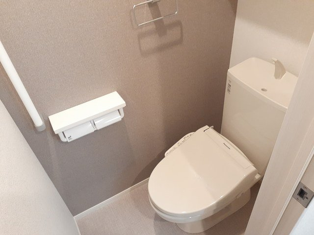ポミエのトイレ