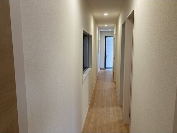 宿跡町戸建Westの内装
