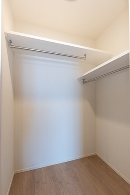 アビティグランデ砧　（Ｃ棟）の収納|※写真は同タイプ住戸です。