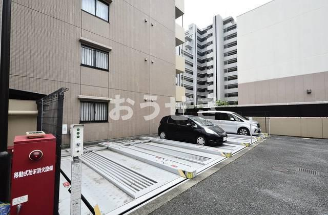 モカネスト久が原の駐車場