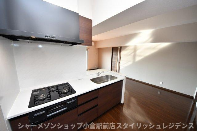 クレスト南小倉のキッチン