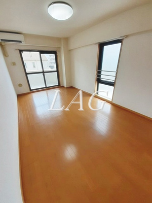 【居間・リビング】 | プティネージュ | 洋室のお部屋です。