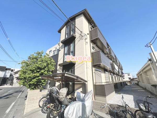 ロイヤルパークの外観