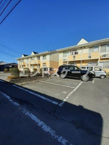 ノールセゾン　Ⅲの駐車場|高崎、前橋のお部屋探しはエンドスケープまで！お客様の理想お聞かせ下さい♪