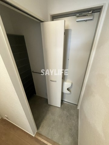 クレールメゾン城東の玄関