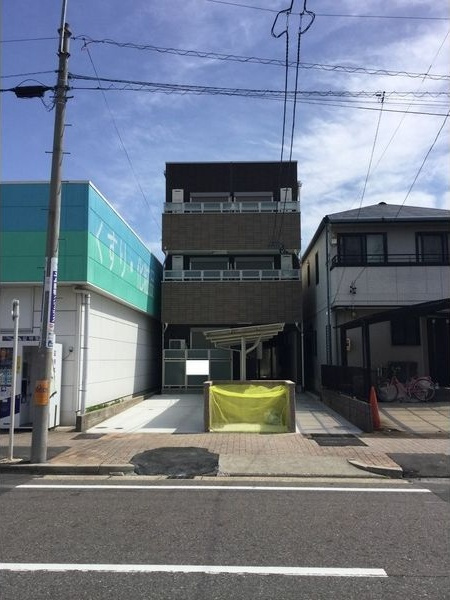 アビターレ新出来の周辺