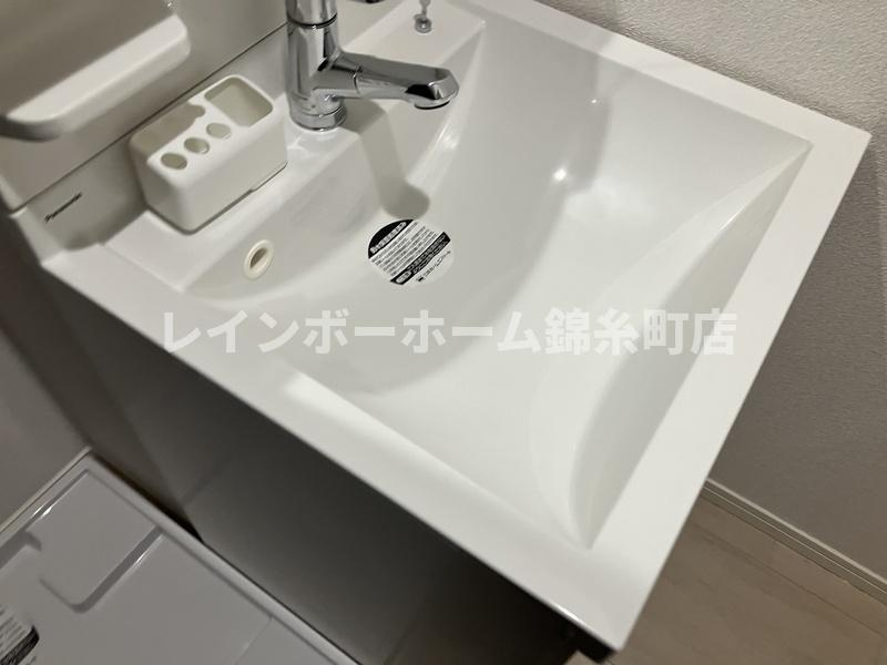 パルトネール市川の独立洗面台