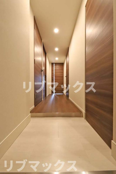 【玄関】