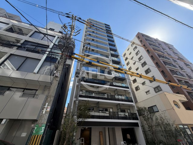 シーズンフラッツ心斎橋EASTの外観